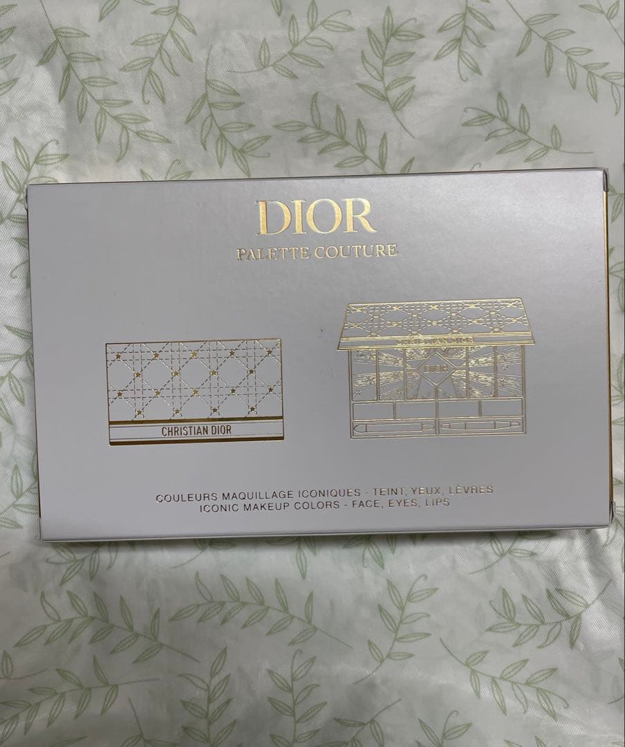 ディオール マルチユースパレット ホリデー2025 限定　dior 未使用