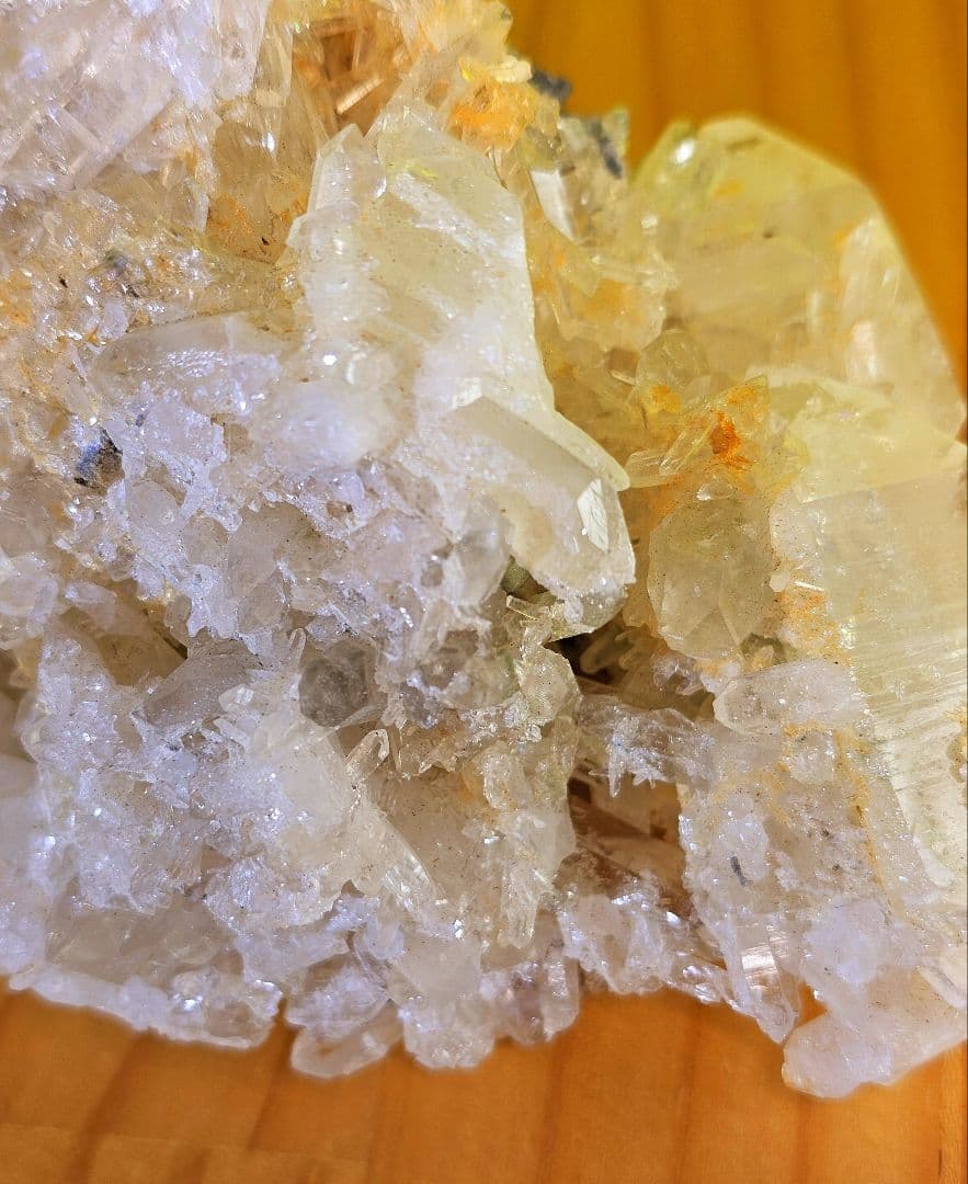 龍神様が宿った‼️宮崎産 水晶クラスター