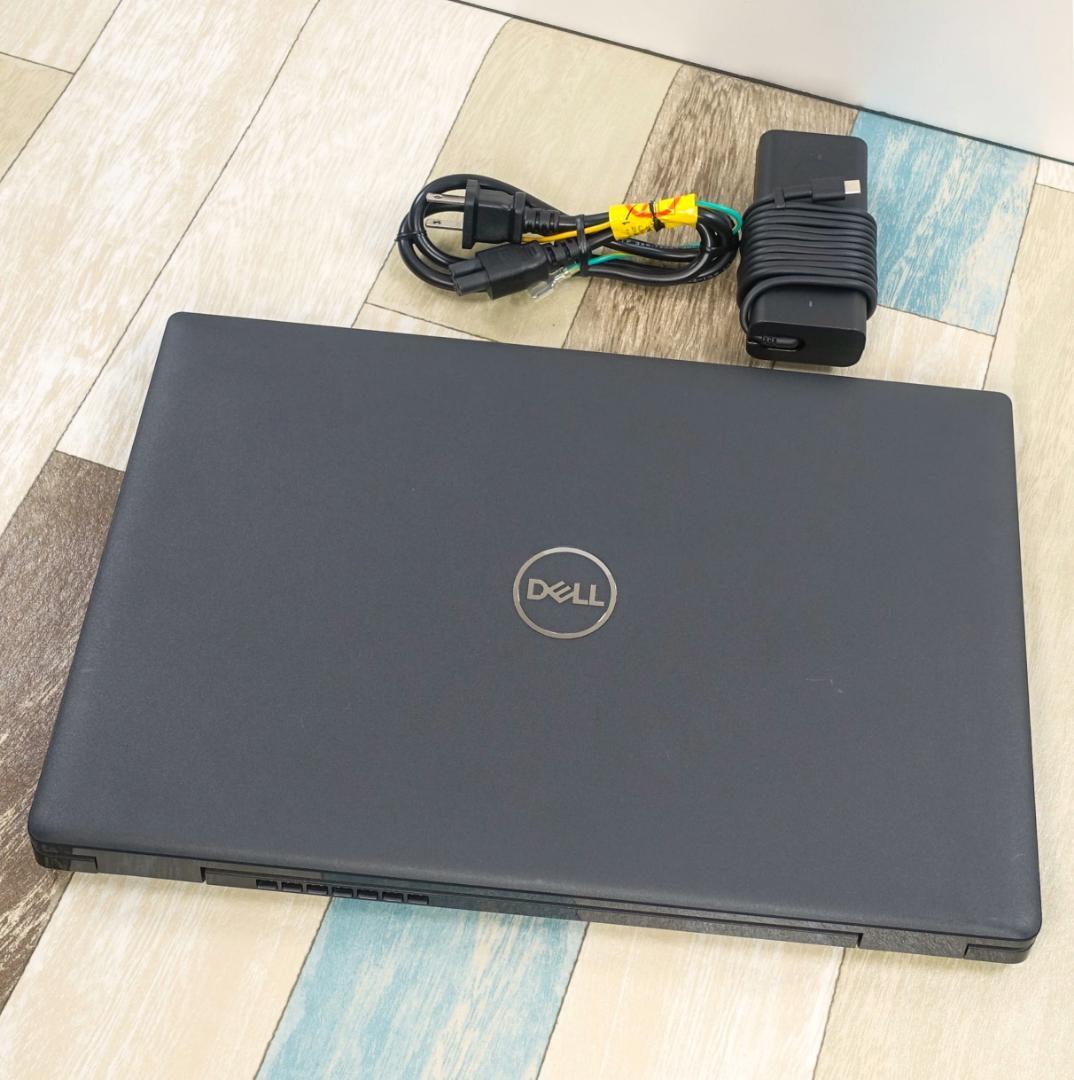 超高速大容量新品ＳＳＤ１ＴＢ搭載✨️美品でバリ速の２０２２年製✨１１世代コアｉ５