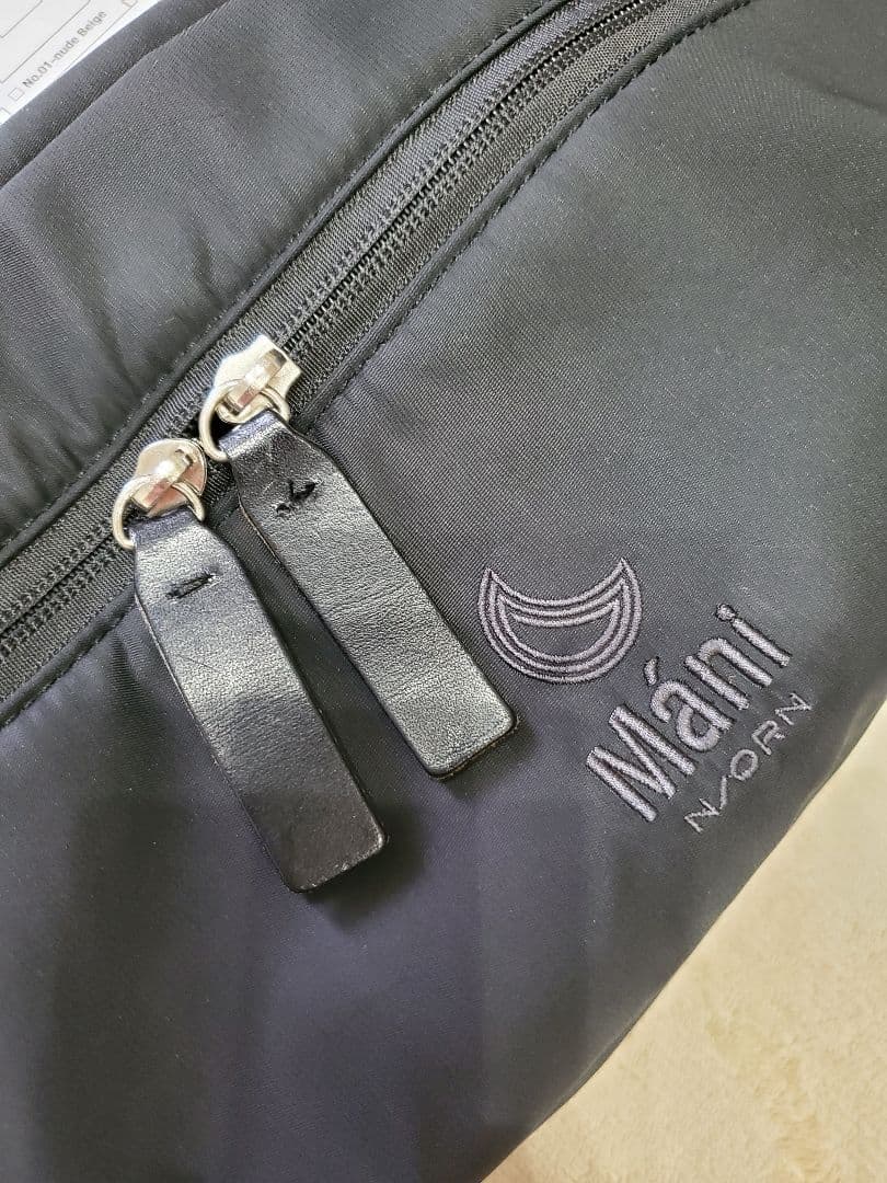 ノルンマーニ Mäni ブラック ヒップシート ウエストバッグ