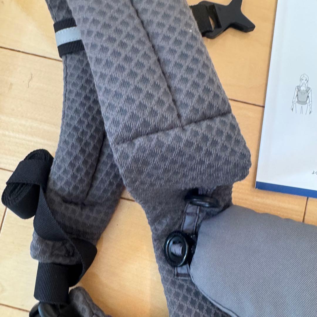 ergobaby OMNI Breeze グラファイトグレー