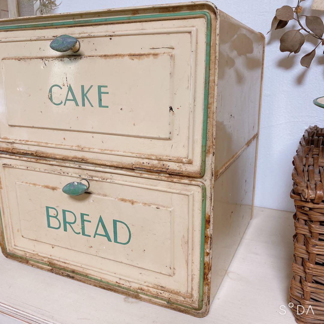 イギリスアンティーク ブレッド缶 ケーキ缶 2段 英字ロゴ入り アンティーク