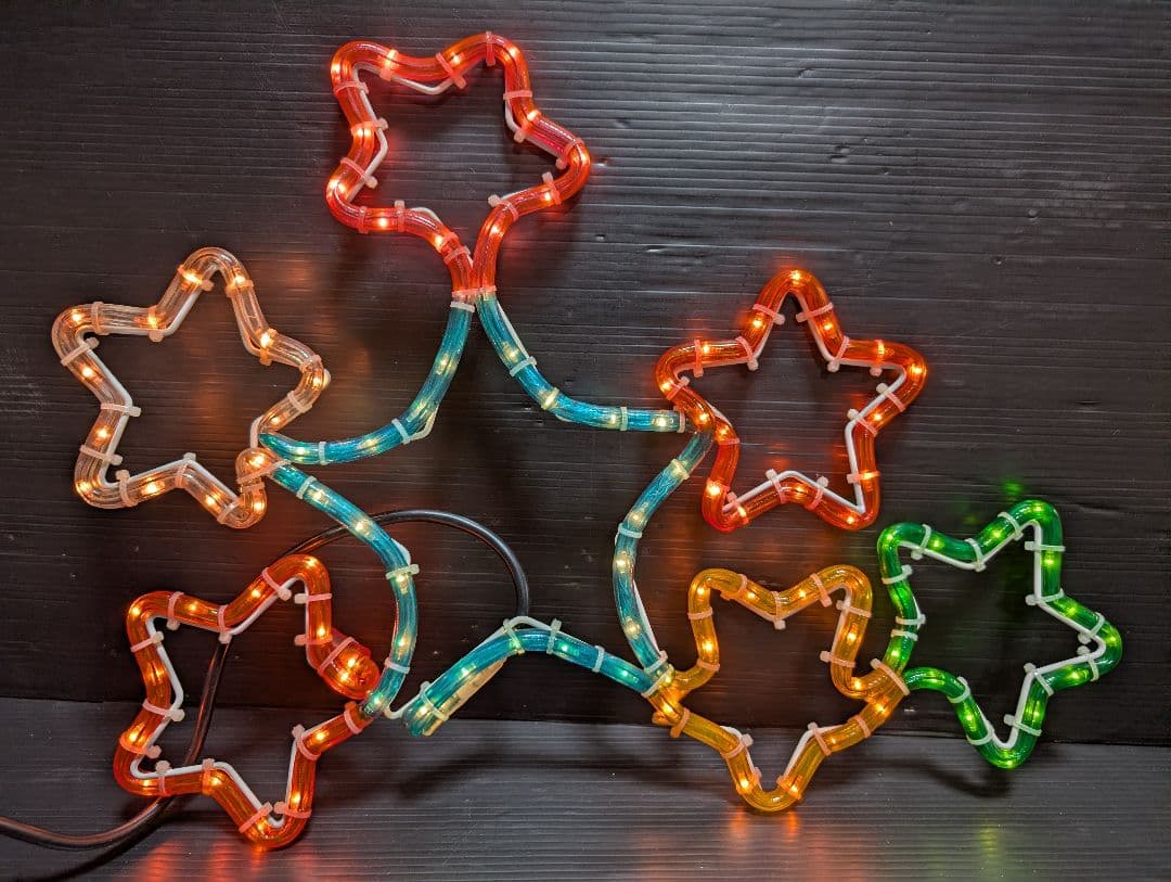 つ*ん様 クリスマス イルミネーション ツリー スター 天使 ネコ モチーフ ま