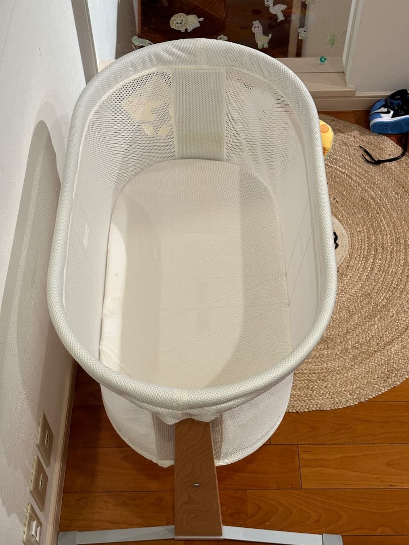 美品★ベビービョルン クレードル 未使用キャノピーと替えのカバー付き