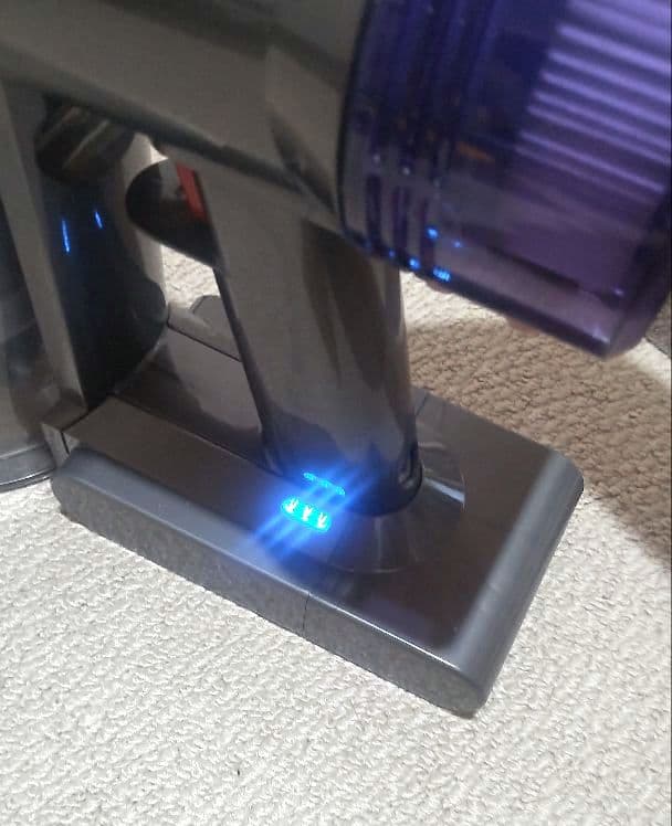 可動品！ダイソン　掃除機　v8プラス　sv25　10点セット　サイクロン掃除機