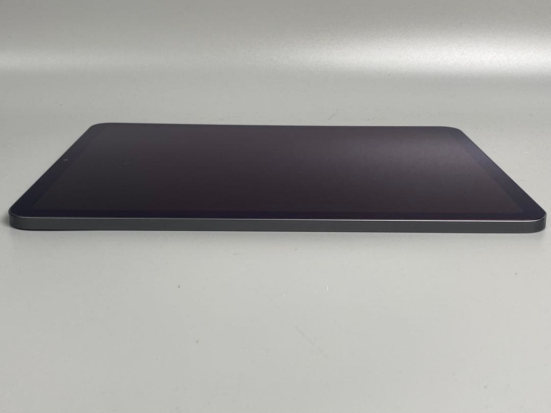 ま*ぃ様 iPad Air 10.9インチ 第４世代 256GB 本体 スペース