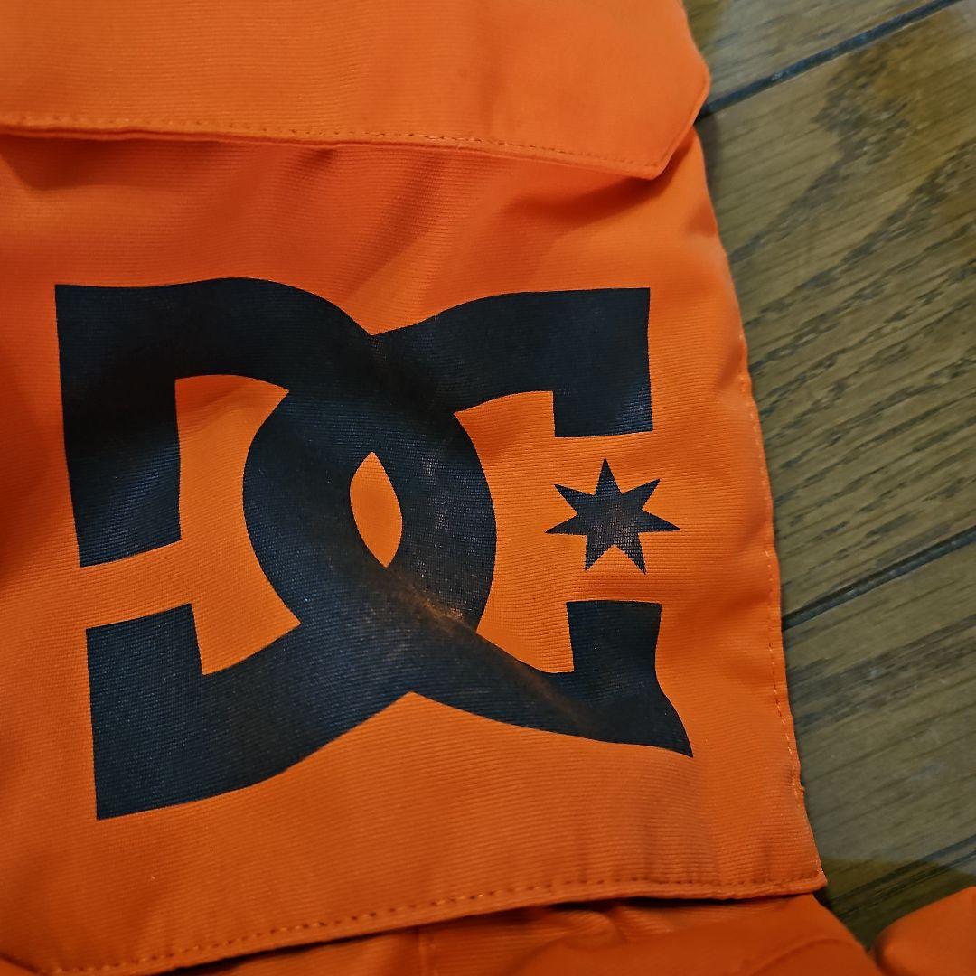 DC スノーボードウェア　YOUTH 上下セット１３０～140