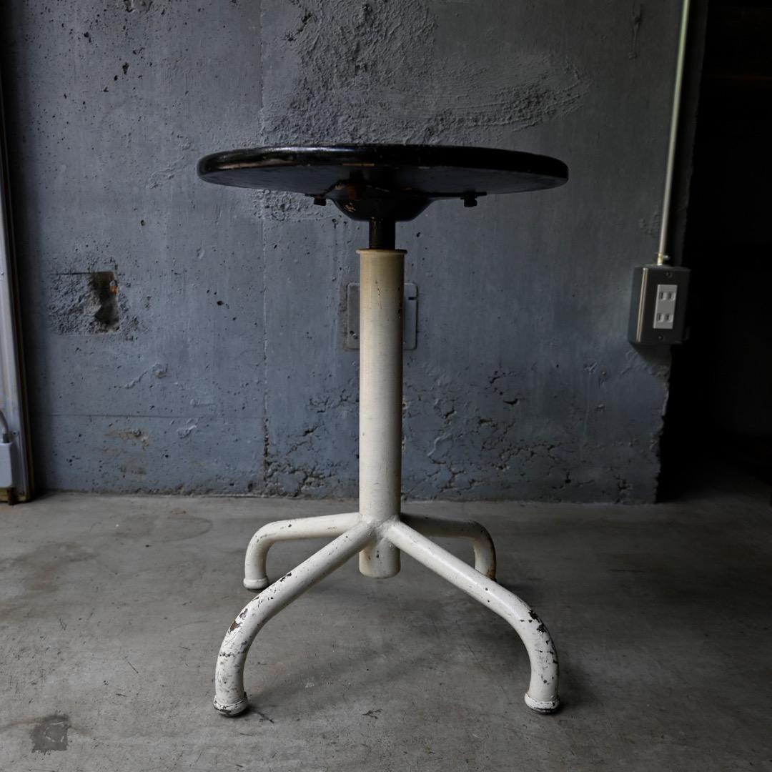 【フランス便】アンティーク ◆アイアンスツール◆