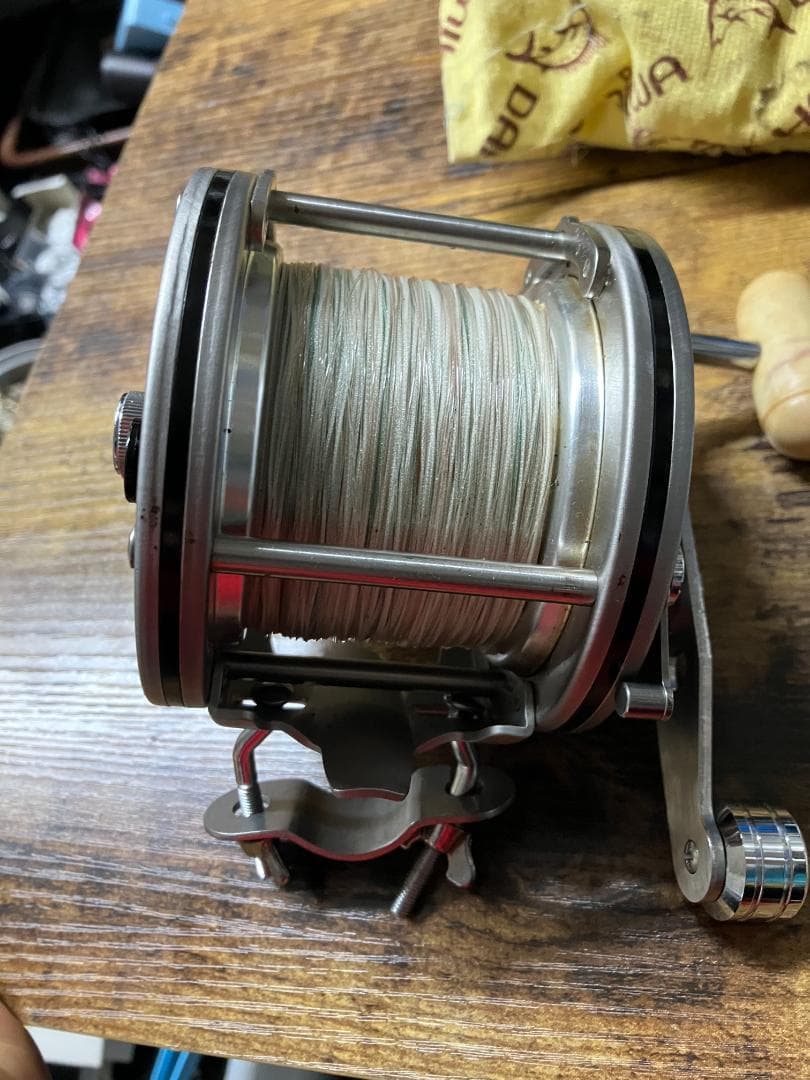 DAIWA 2000Sスピニングリール 木製ハンドル