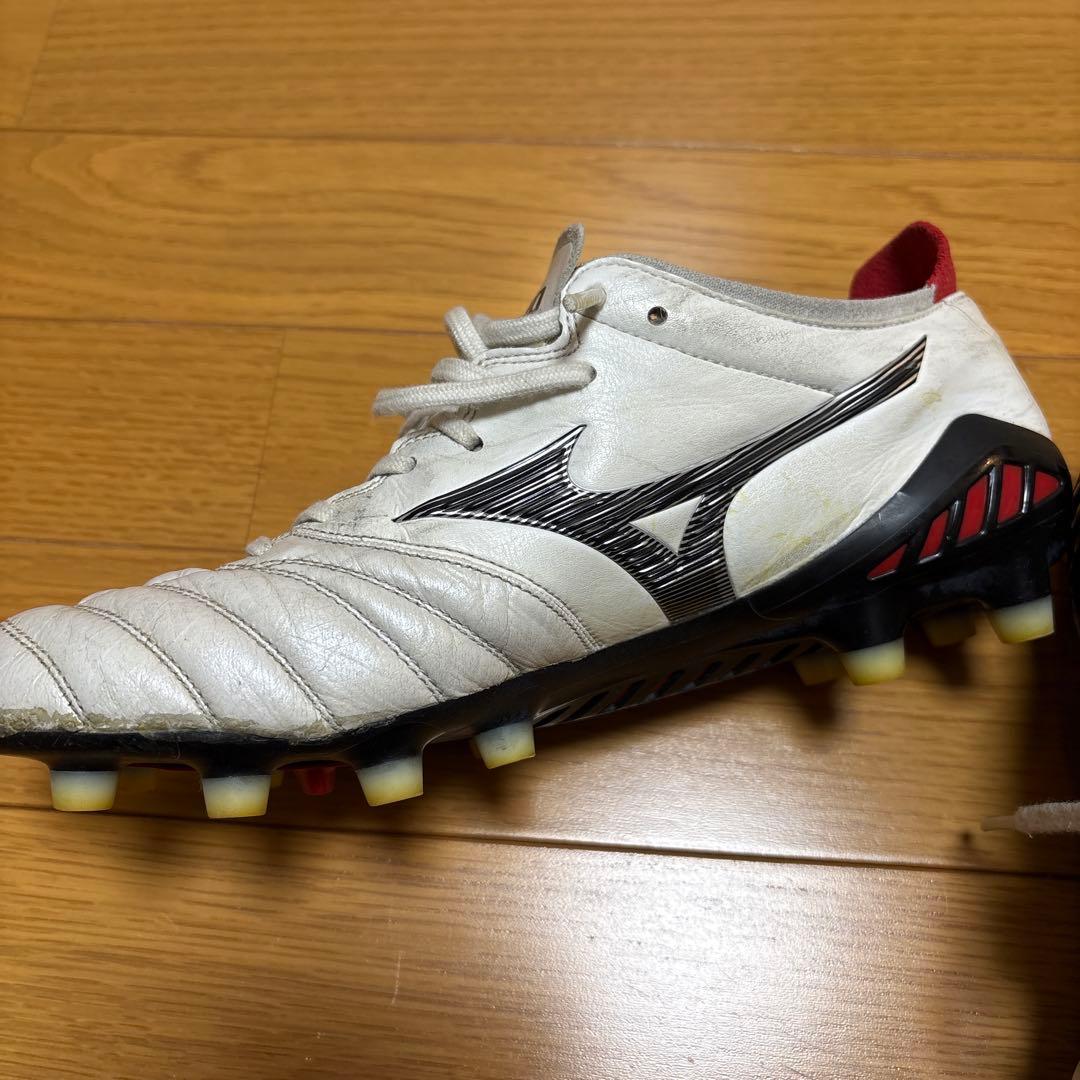 明後日までMizuno Morelia NEO III 　美品　25.5