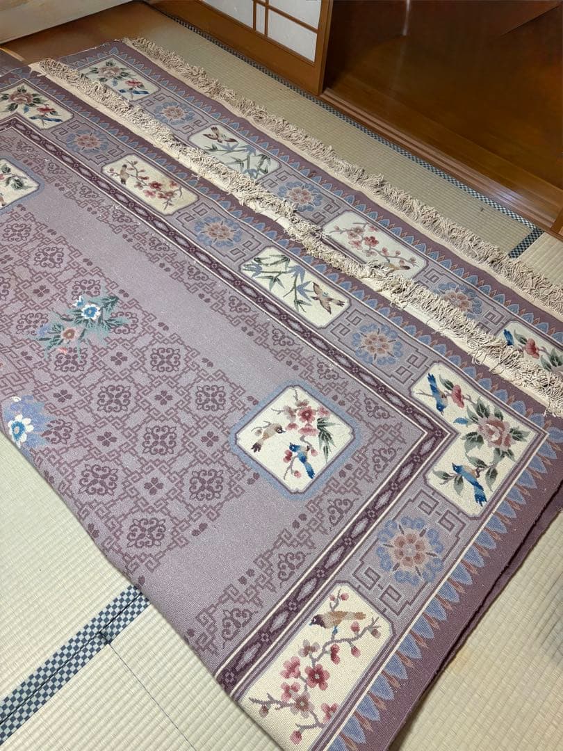 緞通　段通　絨毯　肉厚　花柄　房有　247cm× 250cm