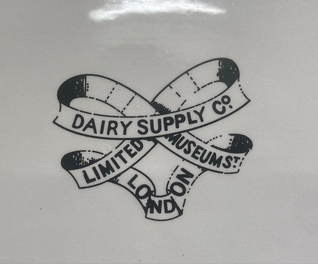 更に値下げ　イギリス　ビンテージ　PURE BUTTER 陶器製　デッドストック