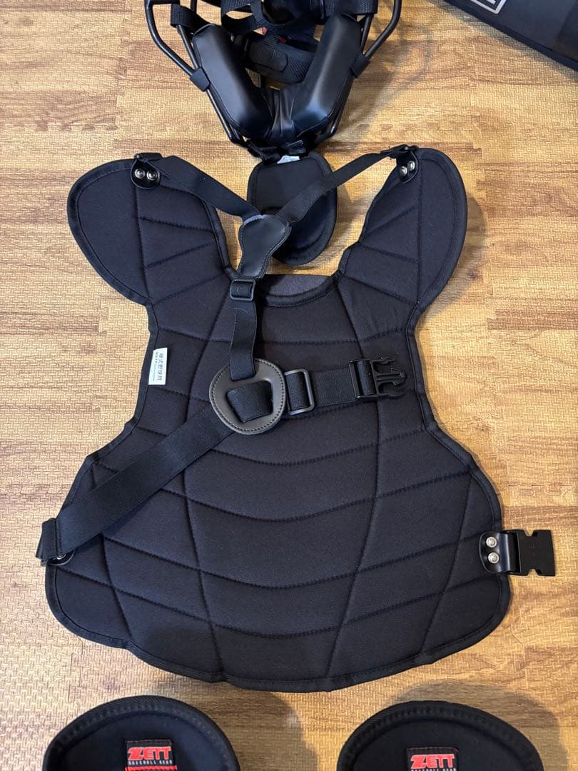 ZETT ブラック 硬式 キャッチャー用 プロテクターセット