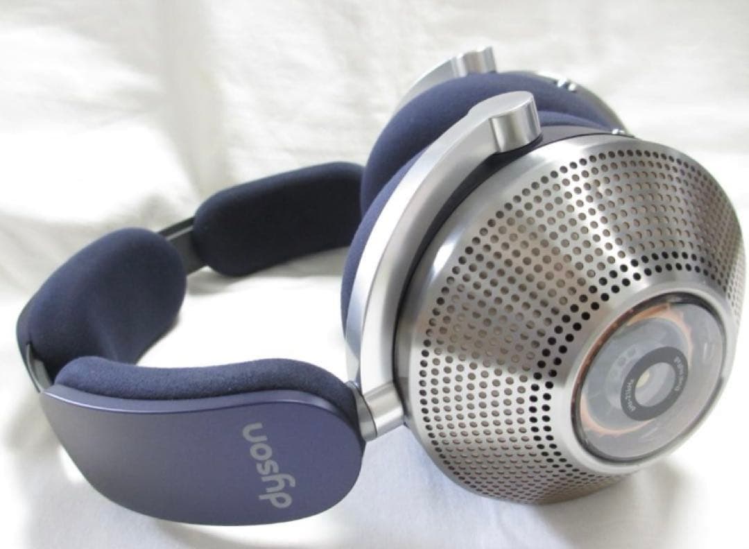 美品ダイソン　ゾーン　ワイヤレスヘッドフォンDyson Zone