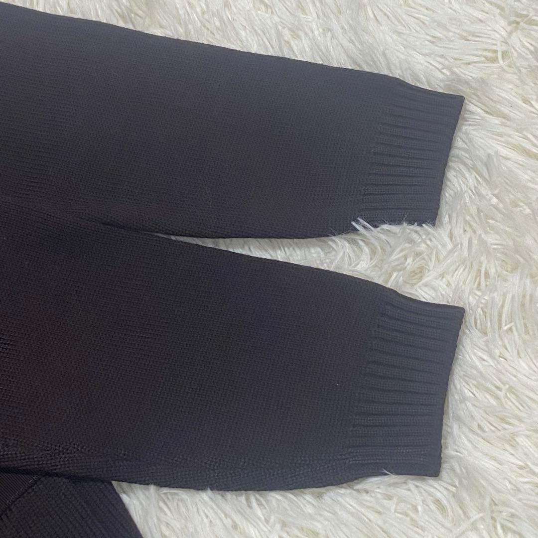 【美品】フェラガモ　ニット カーディガン 金ボタン カーディガン　ヴァラ　ロゴ