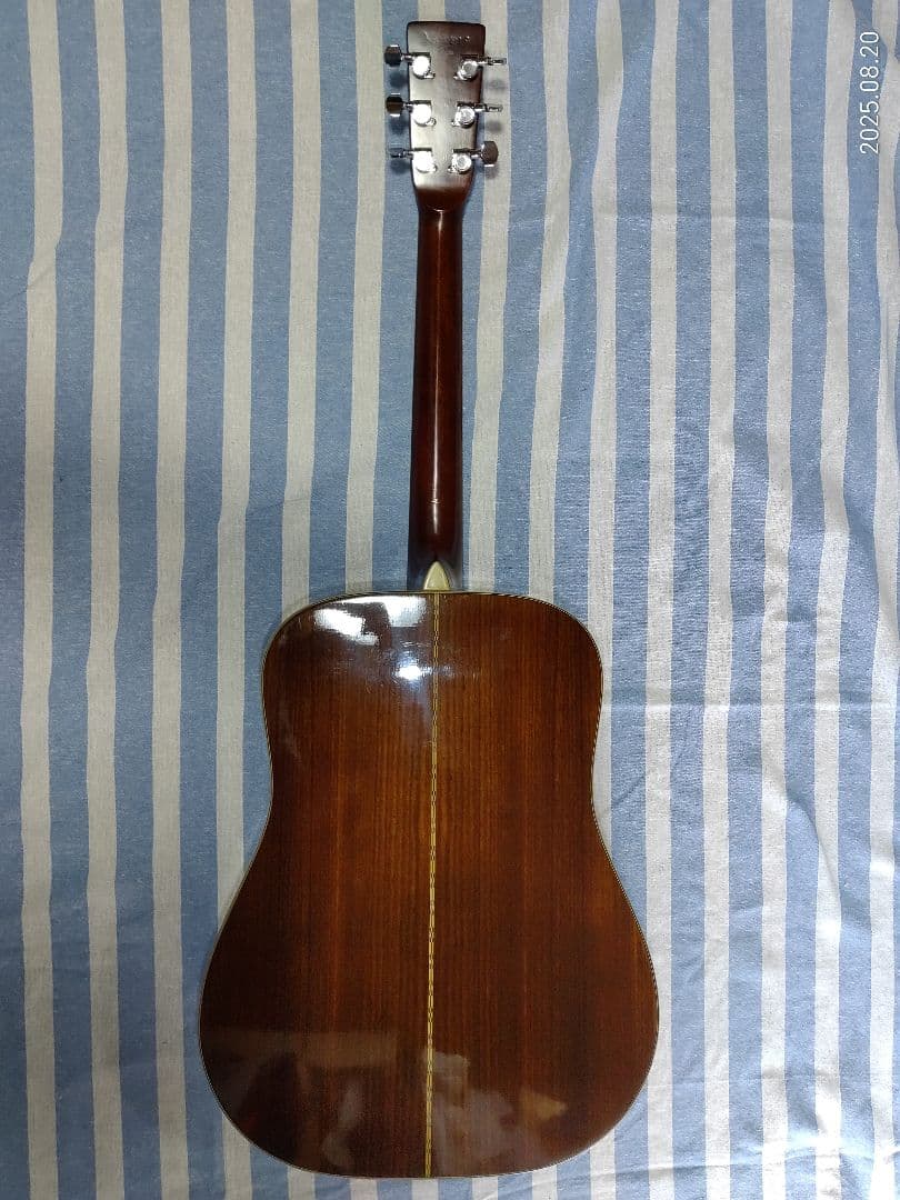 MORRISのドレッドノートタイプ・アコースティックギターW-30日本製美品です
