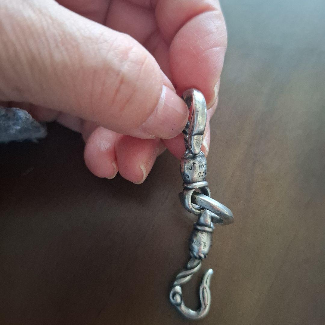 Pewter USA ツイストデザインキーホルダー