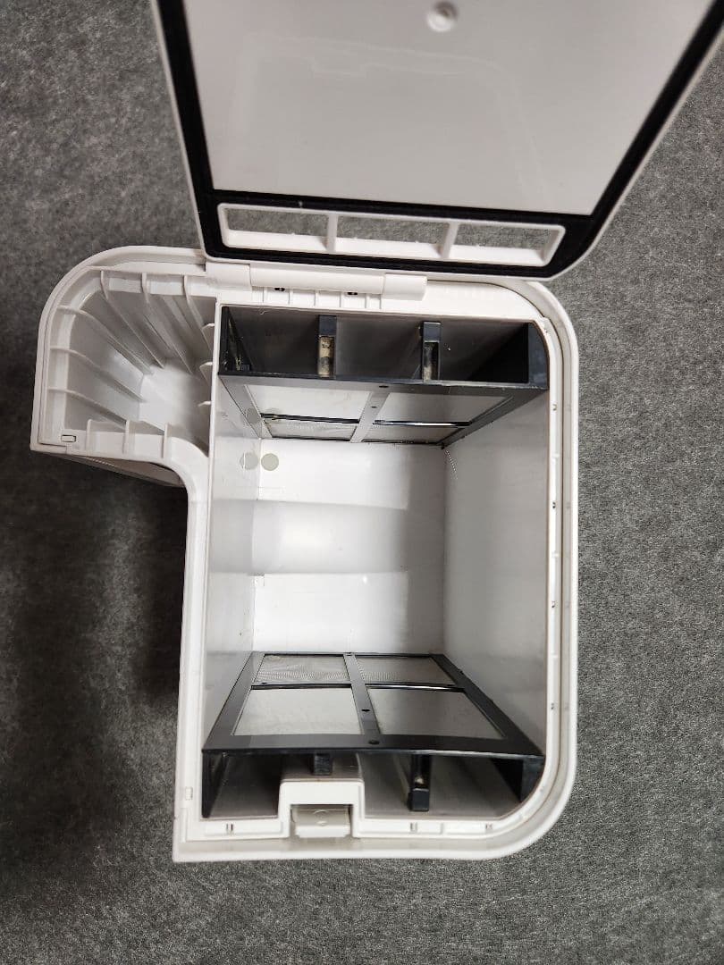 シャーク　掃除機　Shark Clean Sense IQ+　ゴミ収集ドック付き