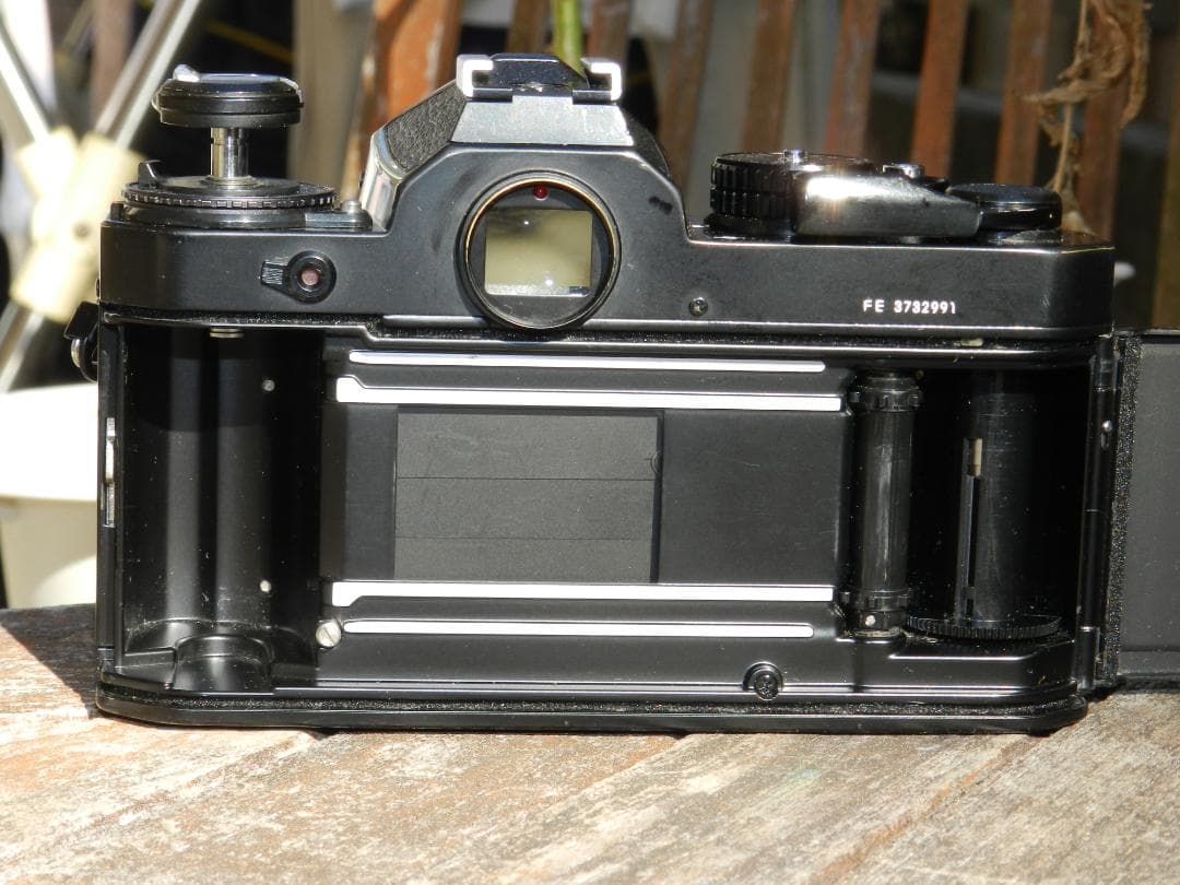 美品 Nikon FE カメラ E 35mm F/2.5 レンズ　即撮影可