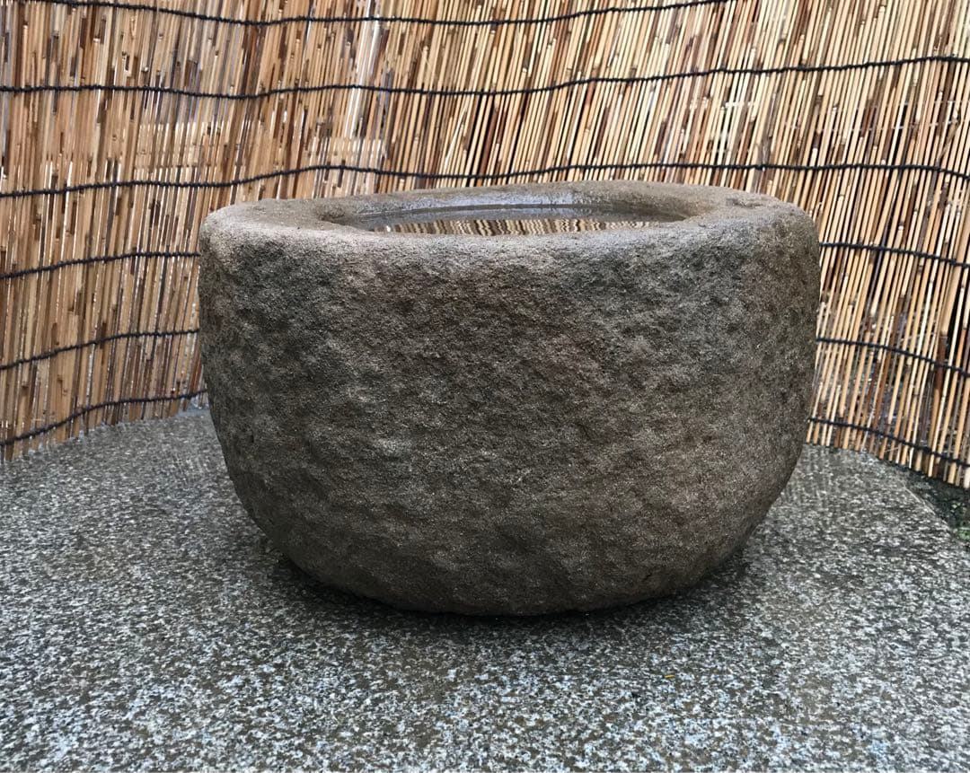 【天然石・水鉢・蹲・庭石・庭園材料・茶庭】オブジェ箱庭苔石造園バードバス向鉢苔玉