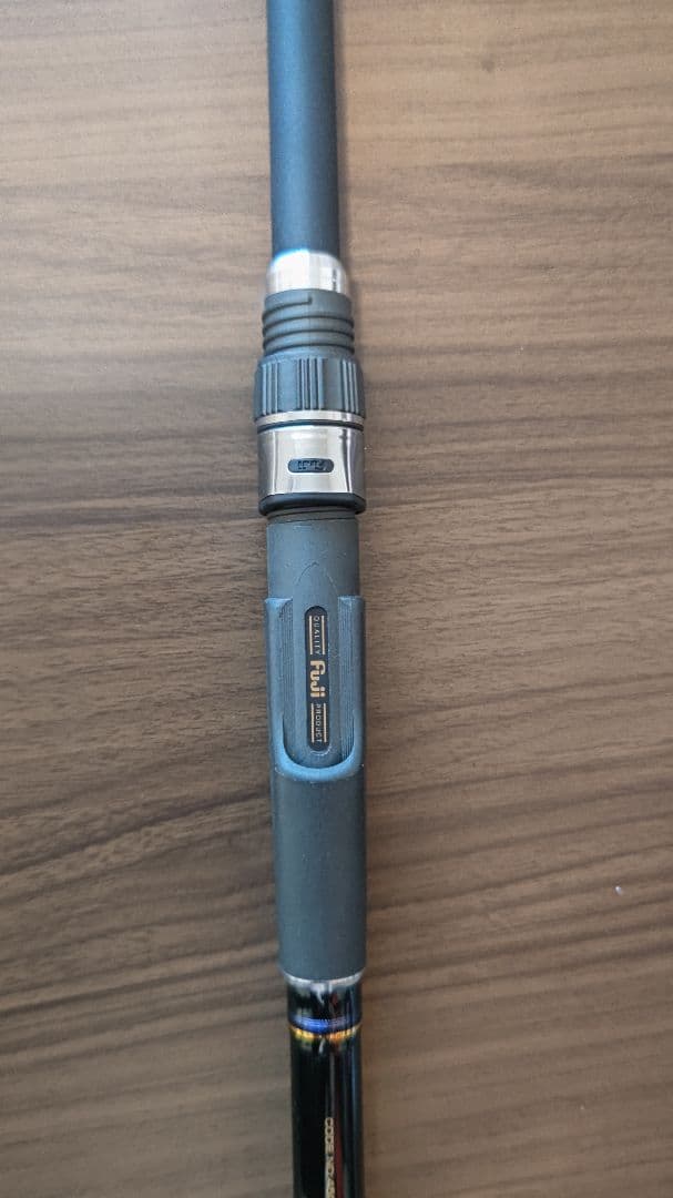 日新 竿 (海上釣堀)