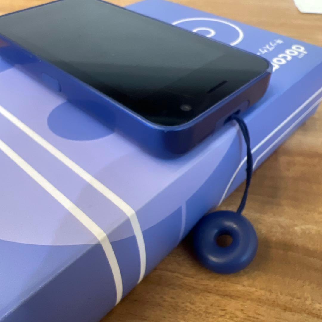 docomo キッズケータイ　KY-41C ブルー