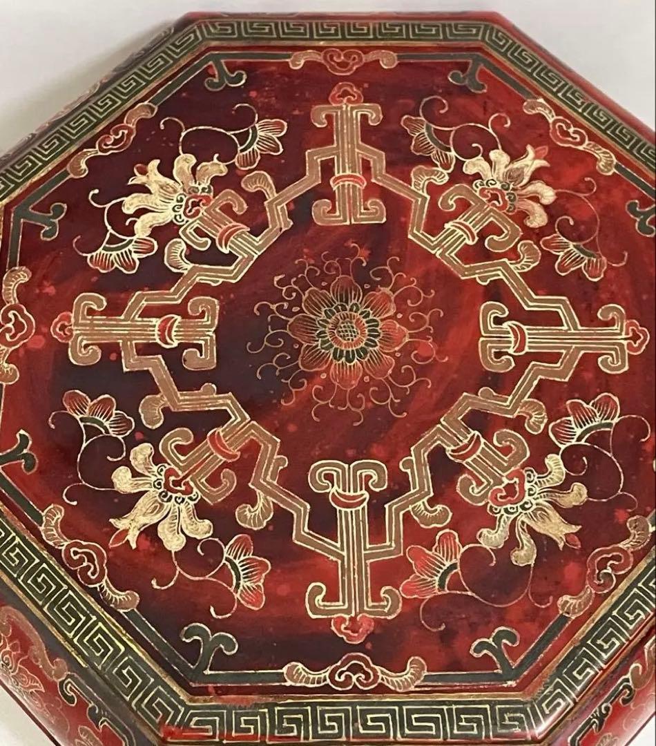 清时代 乾隆年 吉祥文漆絵 八角盒子 蓋付き アンティーク 骨董品