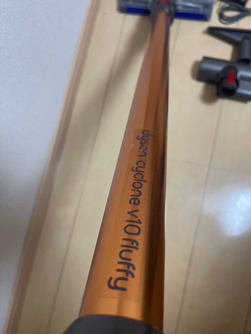 【美品】Dyson Cyclone V10 sv12エコーモード７2分