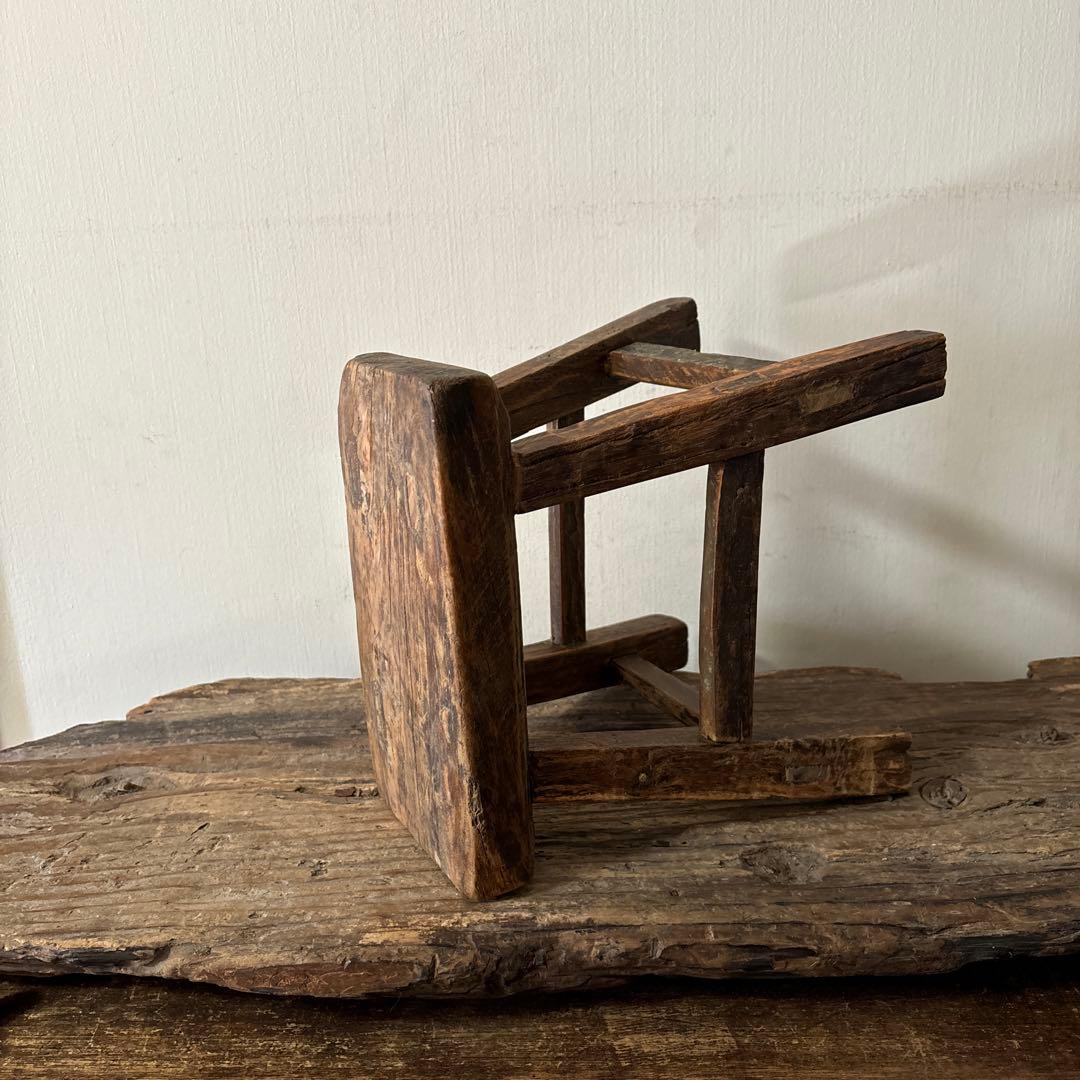 朝鮮　李朝　中国　その2 木製小さな踏み台　肘掛　花台　スツール　古民具　骨董
