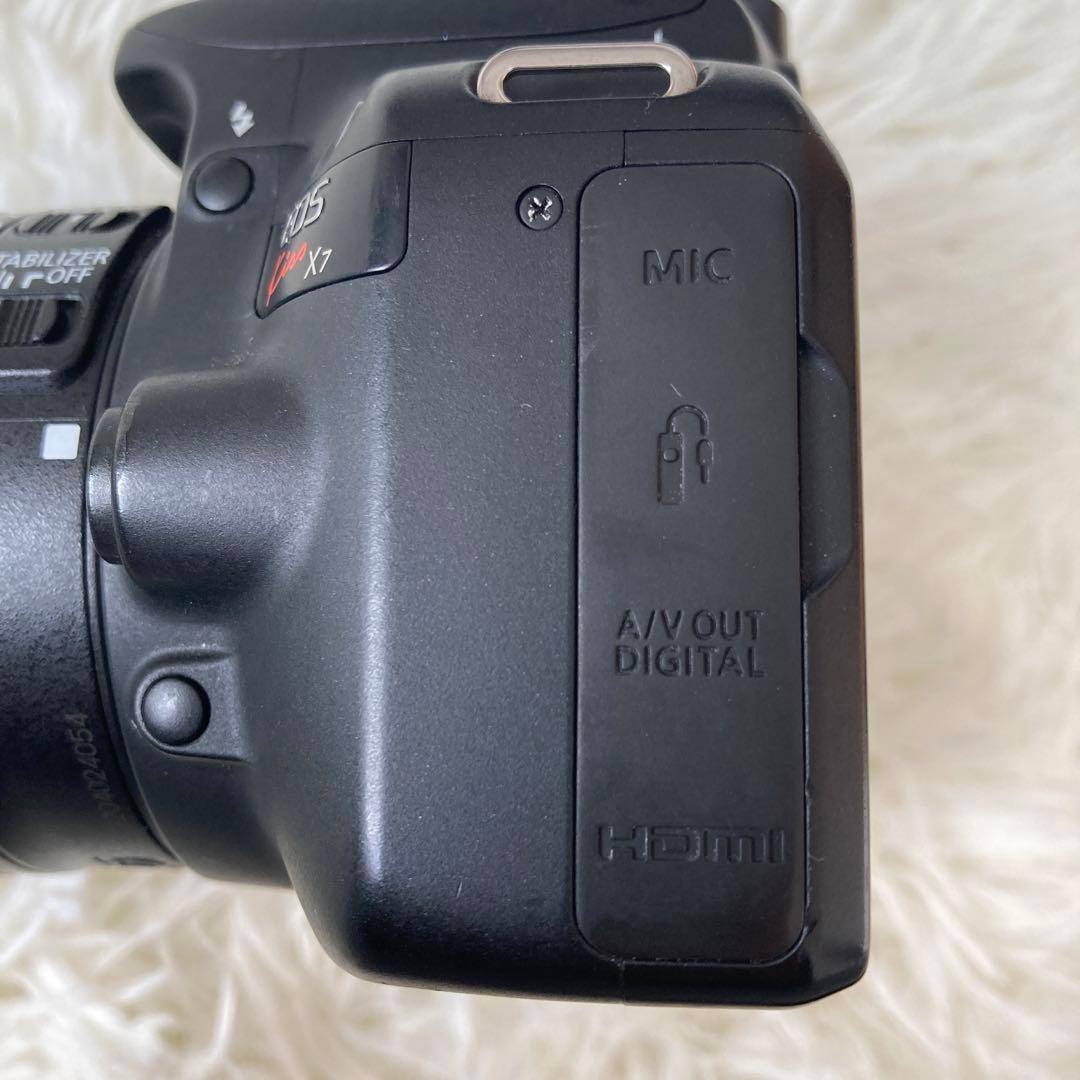 バッテリー2個付き　Canon kissX 7 デジタル一眼レフカメラ　ジャンク