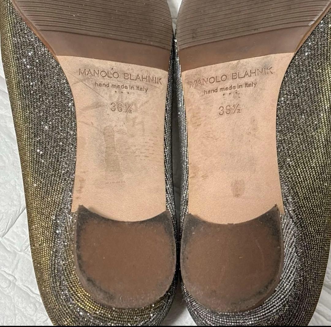Manolo Blahnik ハンギシ　フラット　希少　シルバーゴールド 玉虫色