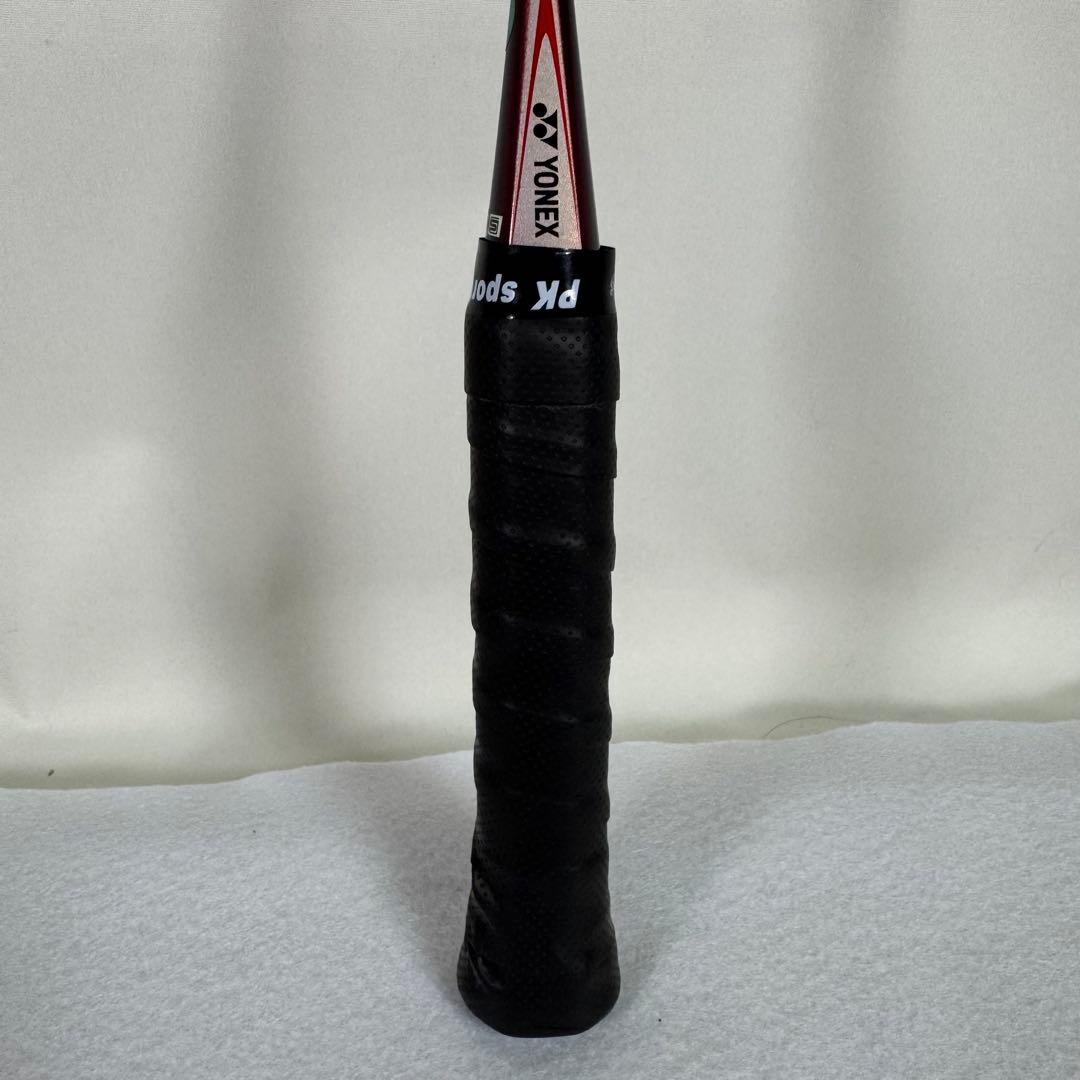 希少 廃版モデル YONEX AEROTUS100 バドミントン　ラケット