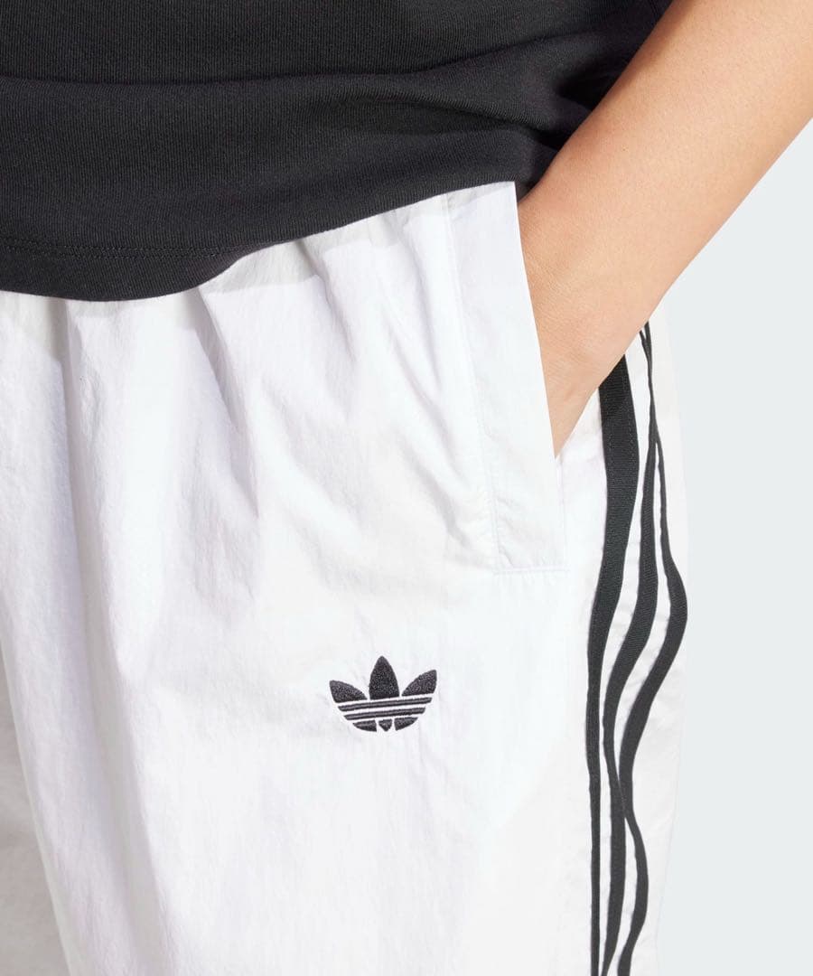 adidas アディダス チームガイスト オーバーサイズ トラックパンツ 白
