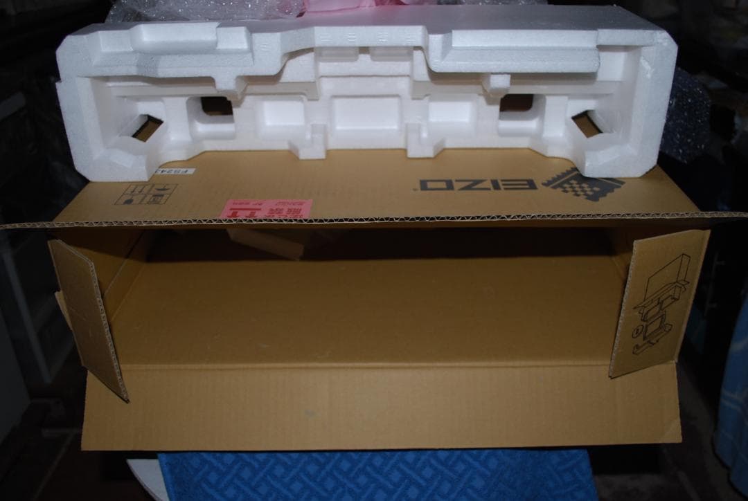 EIZOモニターFS2434　23,8インチ中古ジャンク品の出品です。