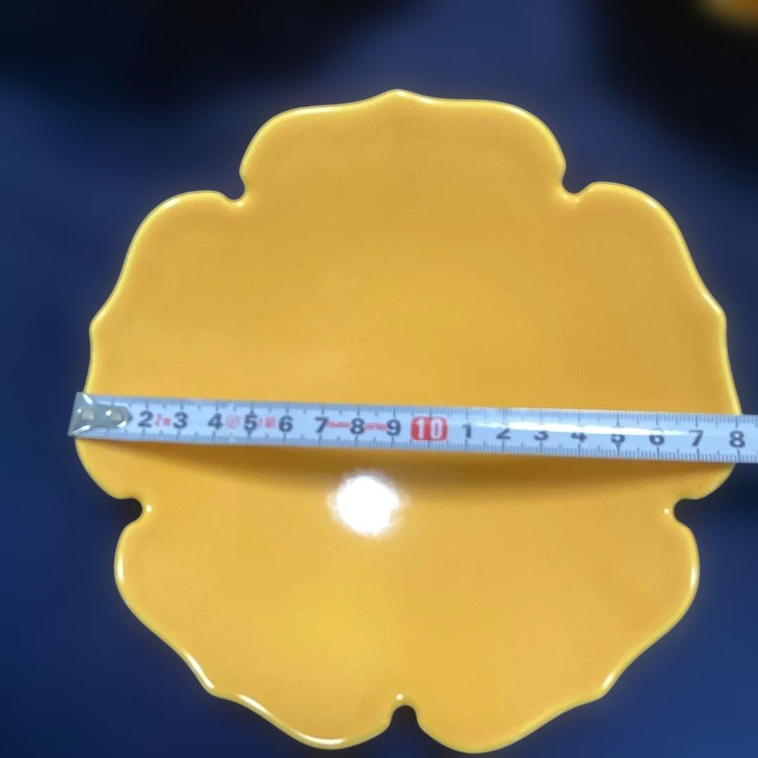 黄釉輪花6寸向付　　11客　　新品未使用