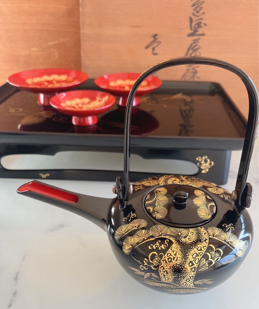 漆器セット 金箔装飾 木箱付き　輪島塗　お屠蘇セット　お正月