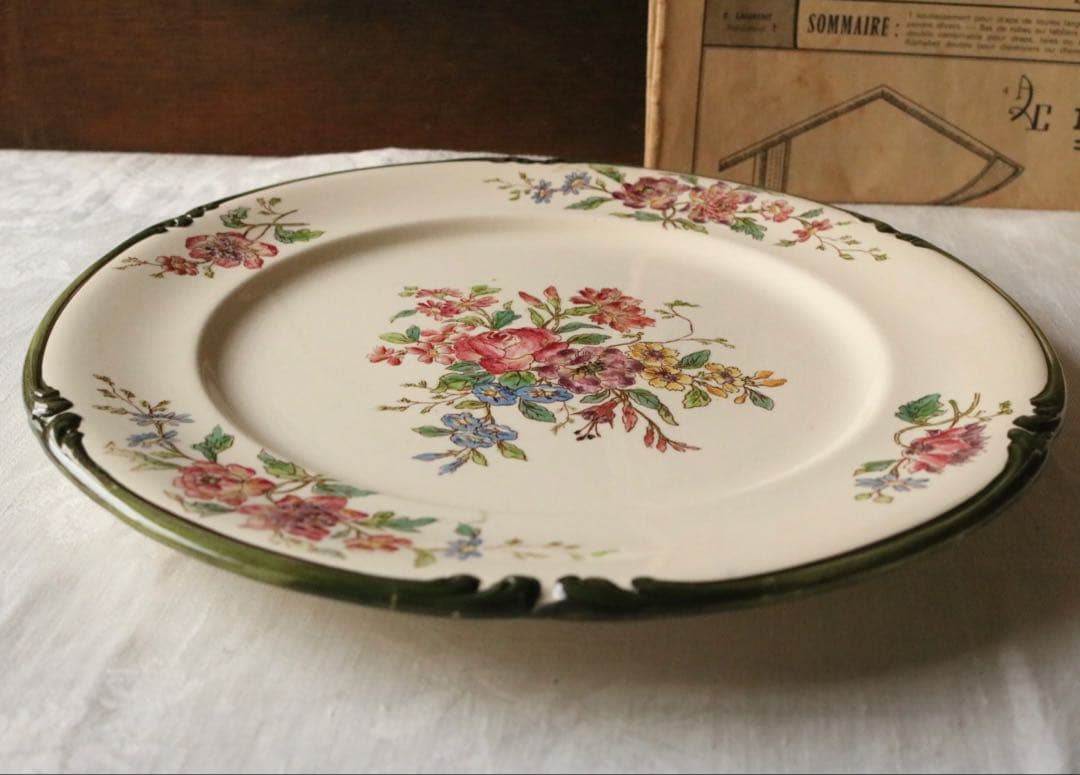 Longchamps 多彩刷り　b 薔薇リボン　プレート　フランス　アンティーク