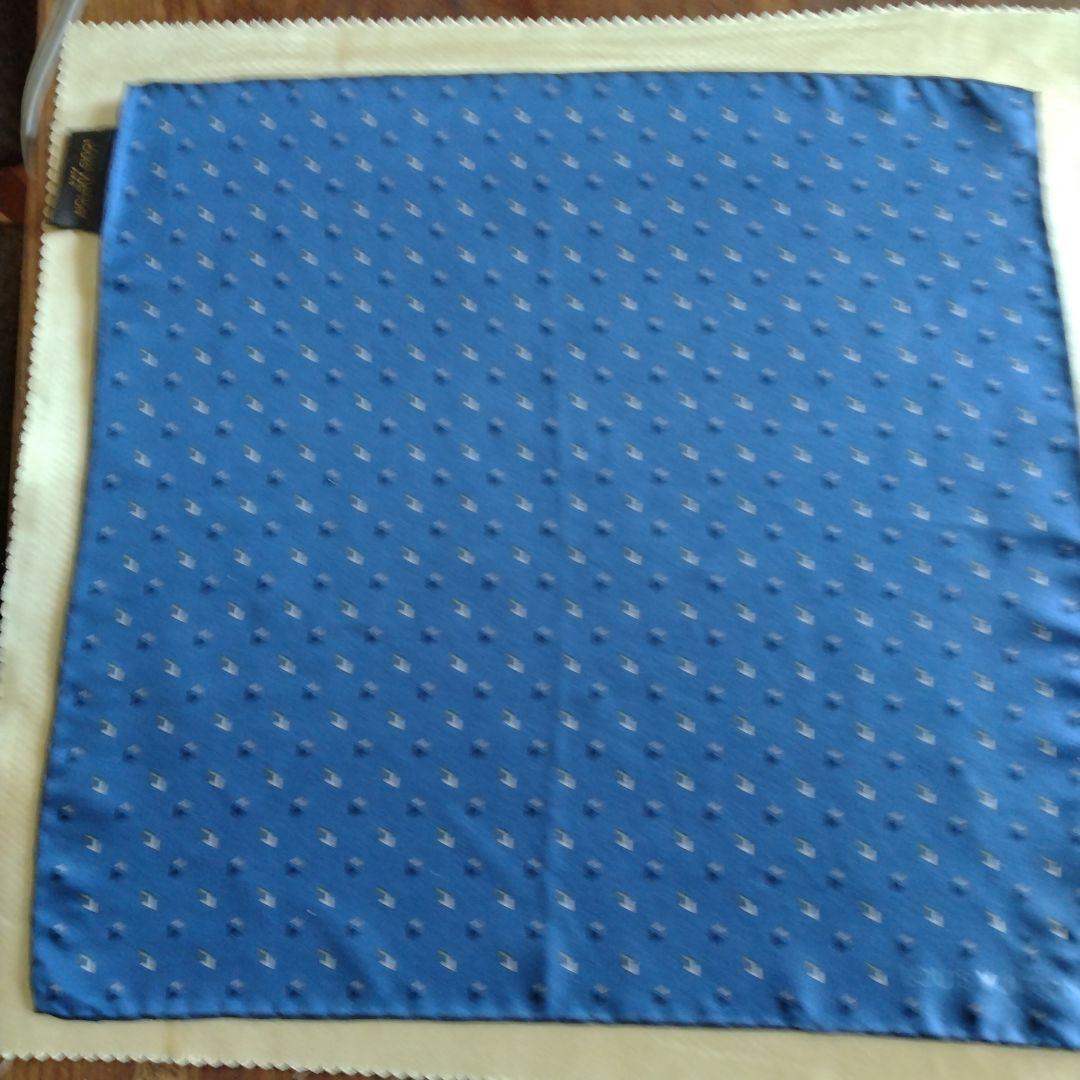 最終値下げルイヴィトン　シルク100%ポケットチーフ