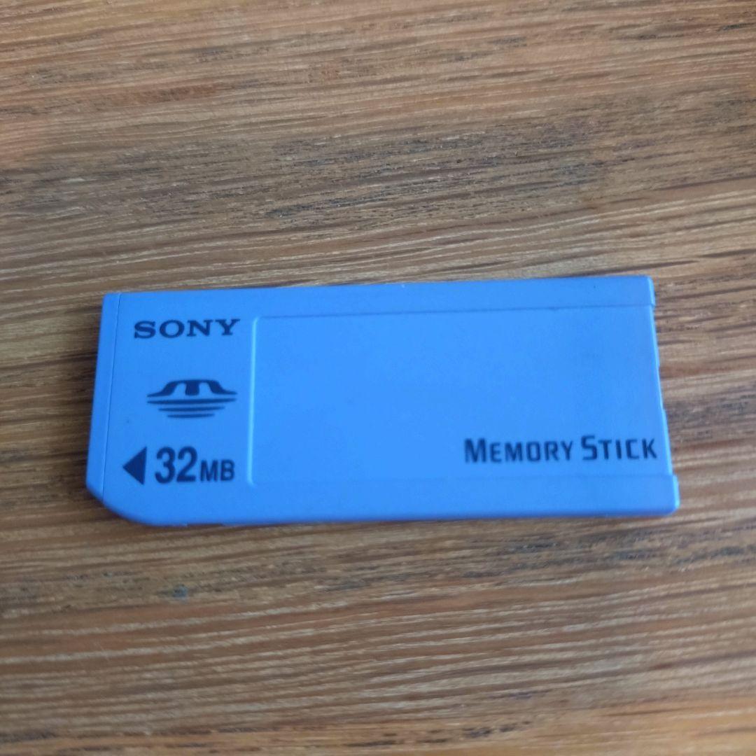 SONY Cyber-shot DSC-W1 本体とレンズのセット 動作確認済み