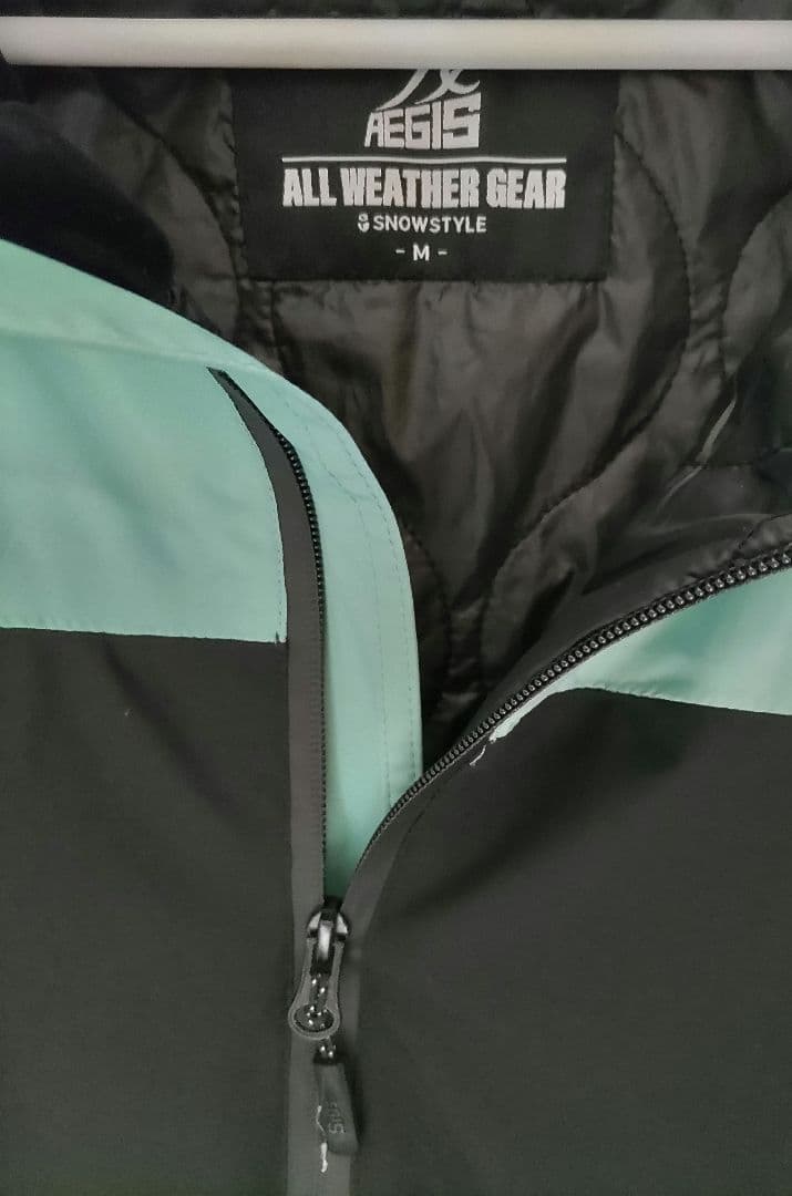 2025年モデルワークマンイージス防水防寒スーツМスノーミントスキーウェア限定色