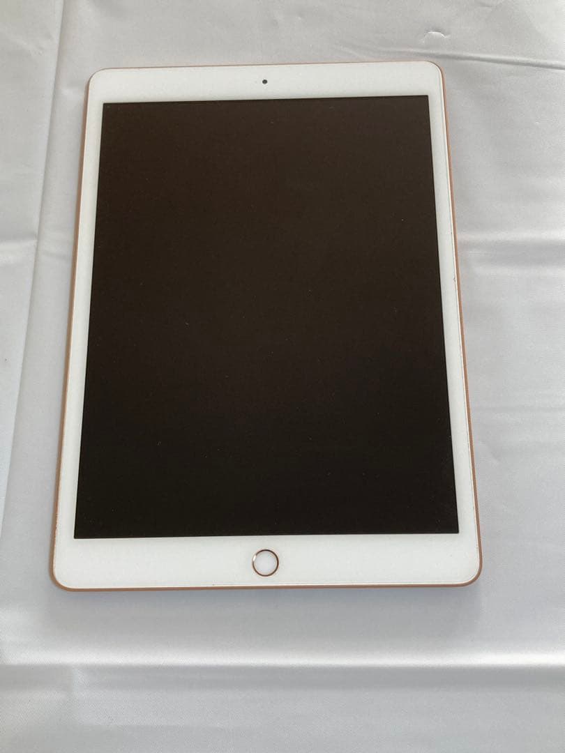 iPad 第7世代 WiFi 32GBゴールド　美品