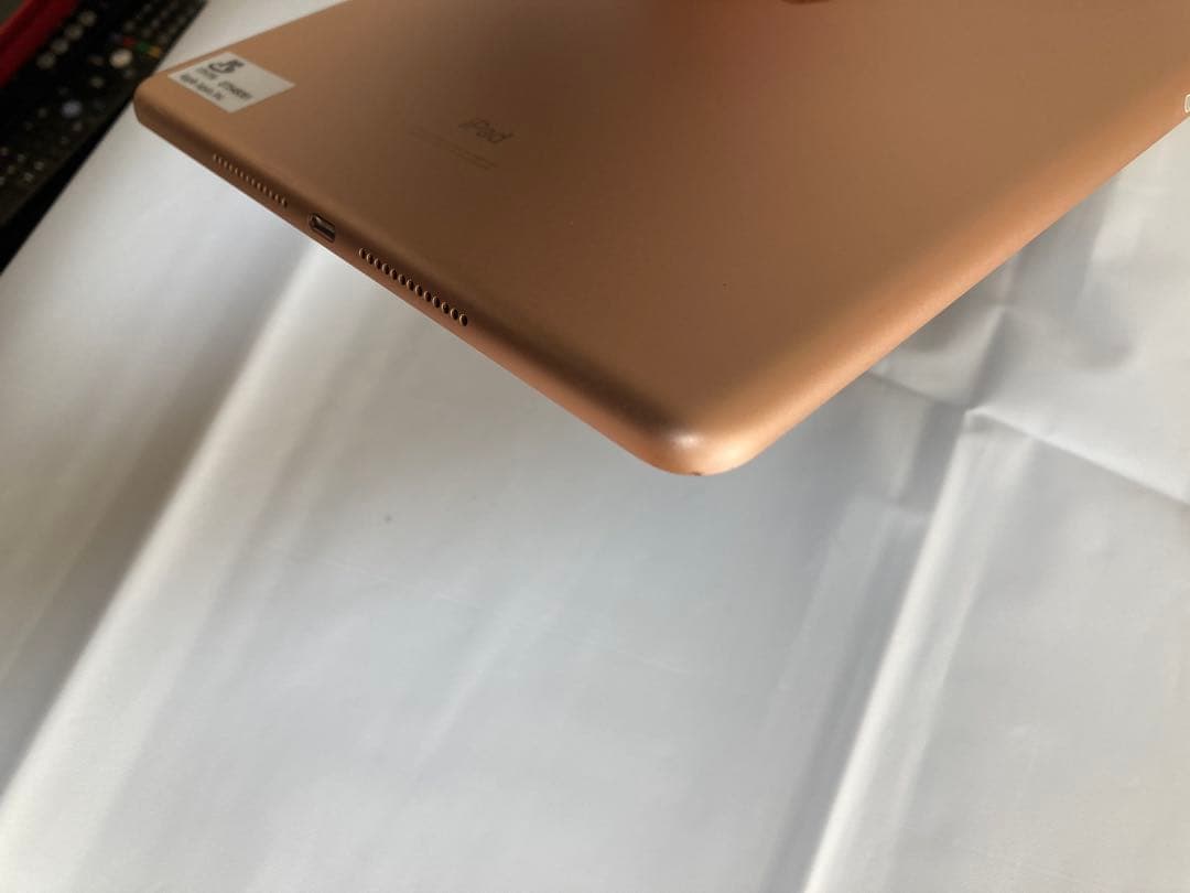 iPad 第7世代 WiFi 32GBゴールド　美品