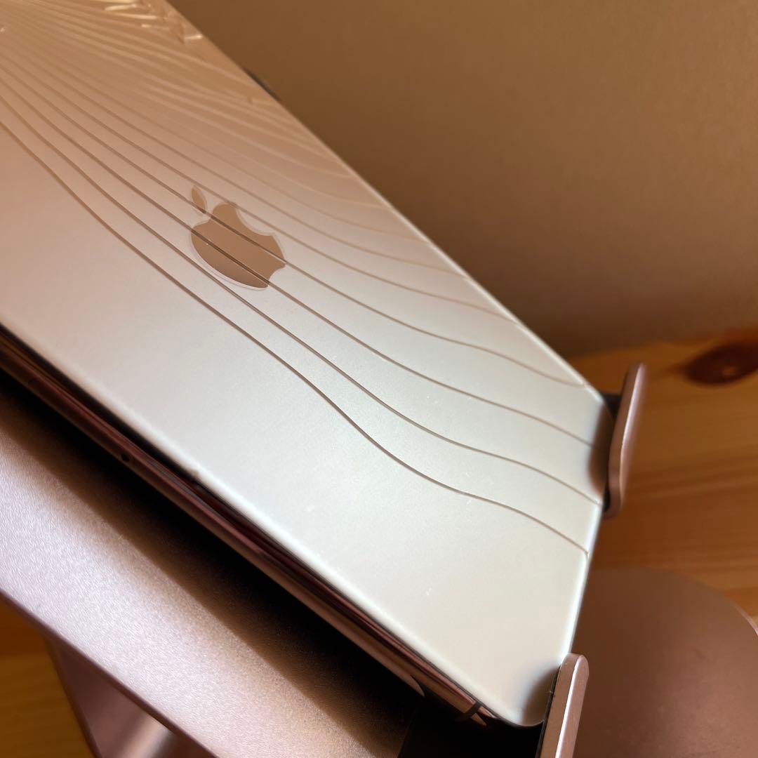 バッテリー100%iPhone11 Pro Max 256GB ゴールド　裏面割