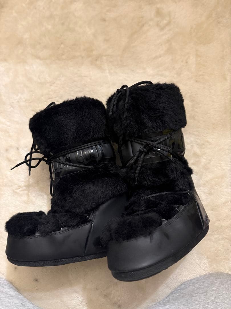 Moon Boot Icon faux-fur  boots 即日発送⭕️
