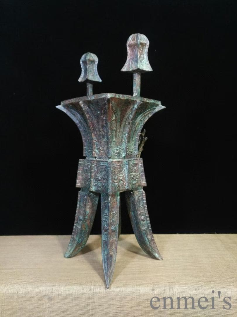 中国古美術 商代 青銅器 婦好方斝 温酒器 禮器 方形 四足 獣首鋬 青銅美術