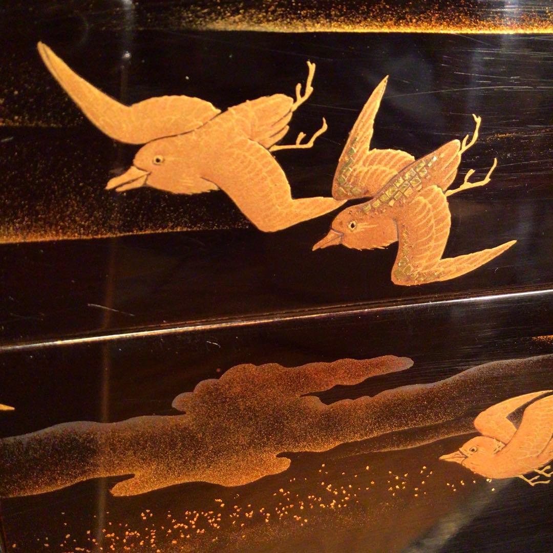 ❣️特別出品 輪島塗 肉合研出蒔絵　波に千鳥図 銀散し　野弁当 重箱