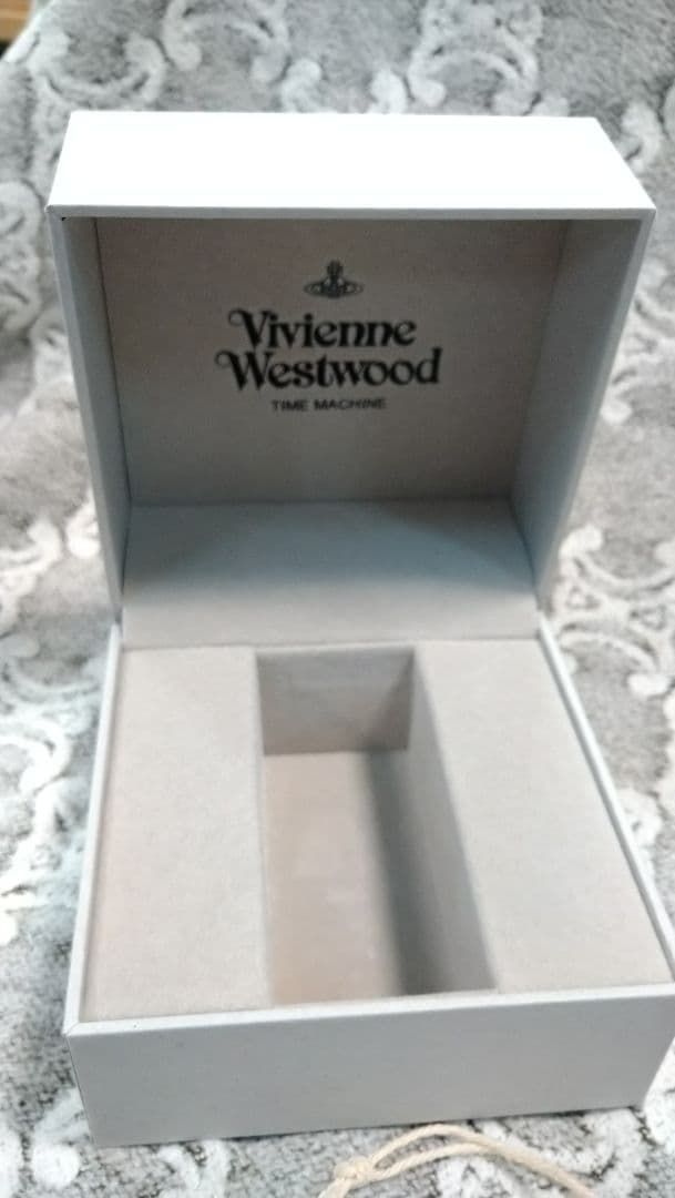 979✡　未使用　Vivienne Westwood 腕時計　ヴィヴィアン