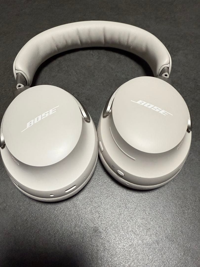 Bose ワイヤレスヘッドホン ノイズキャンセリング
