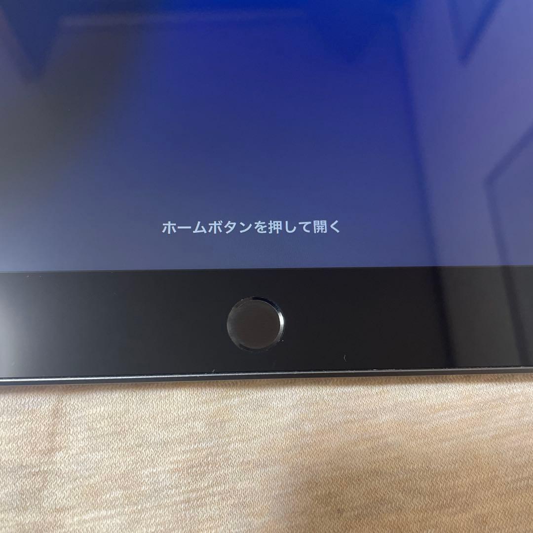 Apple iPad (第8世代) 32GB スペースグレー