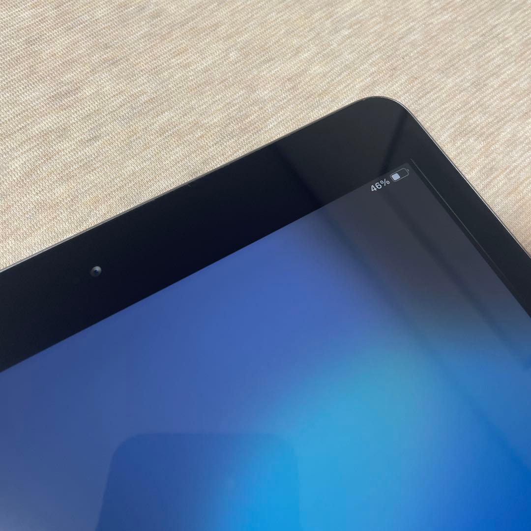 Apple iPad (第8世代) 32GB スペースグレー